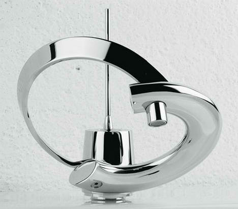 Bathroom Faucet on Bathroom Faucets Have A Pretty Simple Job Pour Water Onto Your Hands